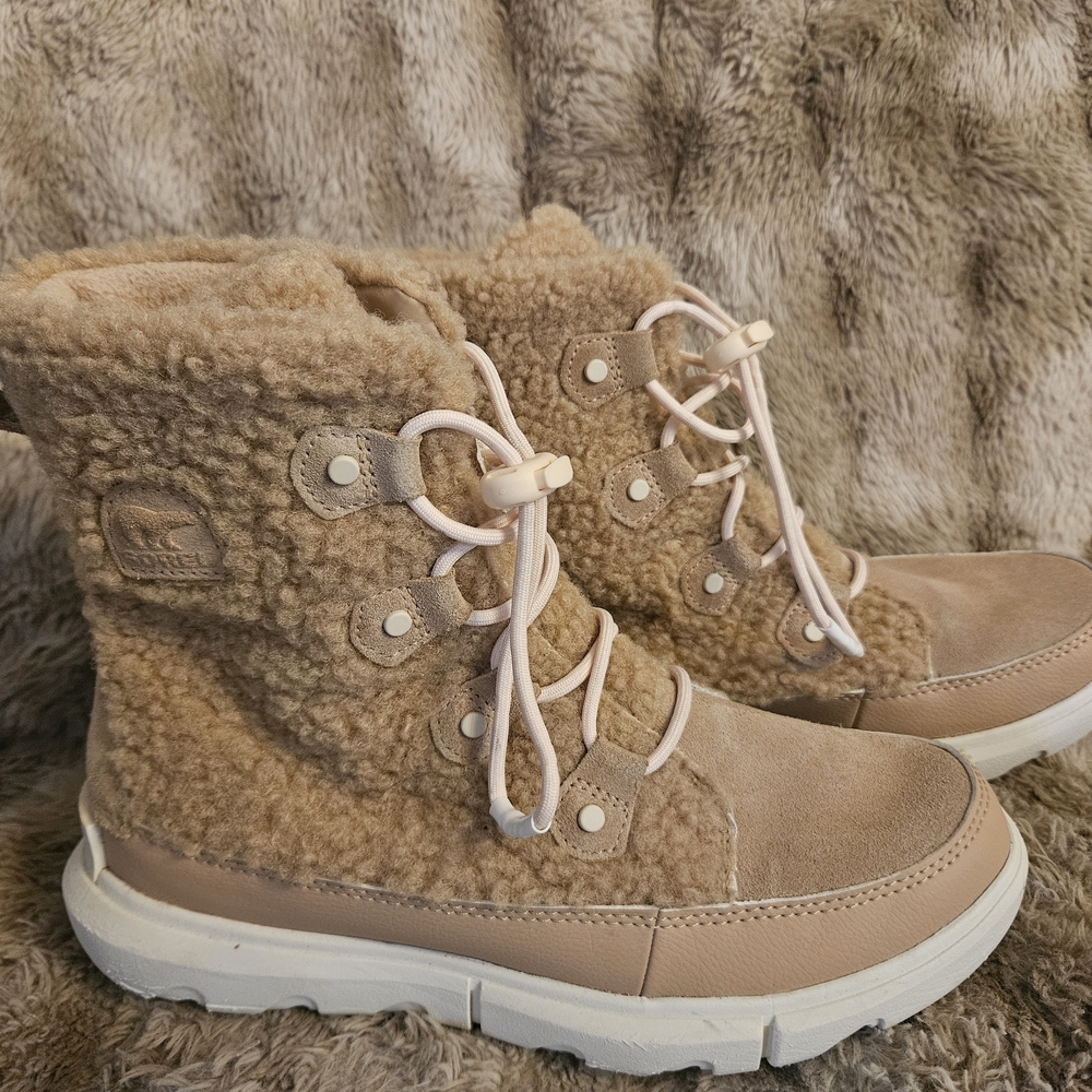 Sorel Women's Tan Shearling-Look Lace-Up Ankle Boots